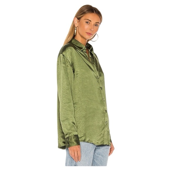 Lovers and Friends Salina Top in Olive Green - Picture 8 of 10